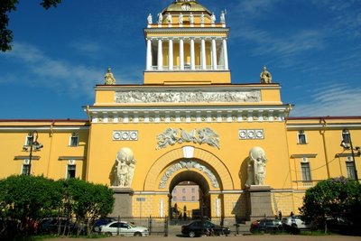 俄罗斯特价双首都七天迷情之旅MU(免签)_广东中旅假日国际旅行社